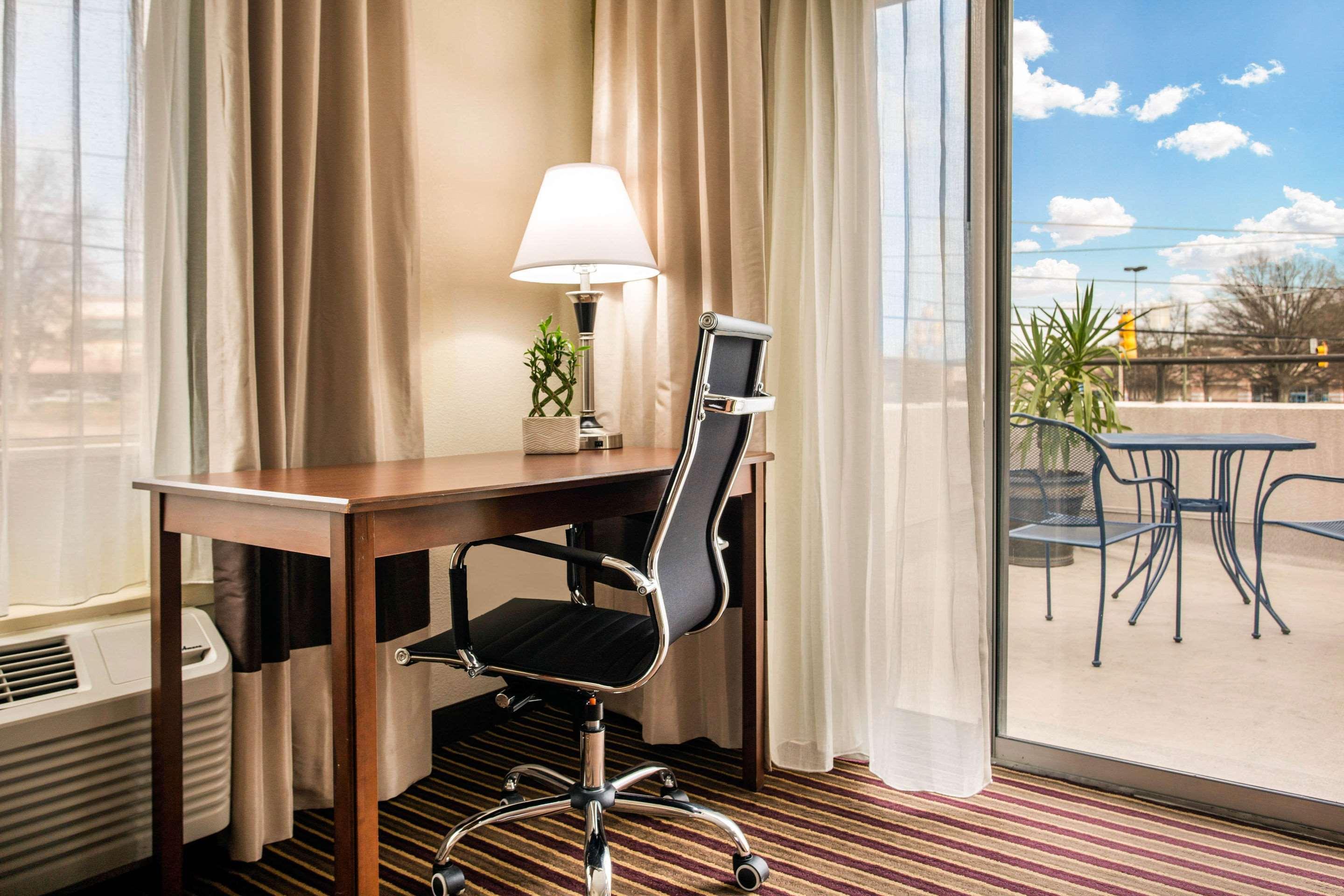 Hotel Western Crabtree Valley 3*