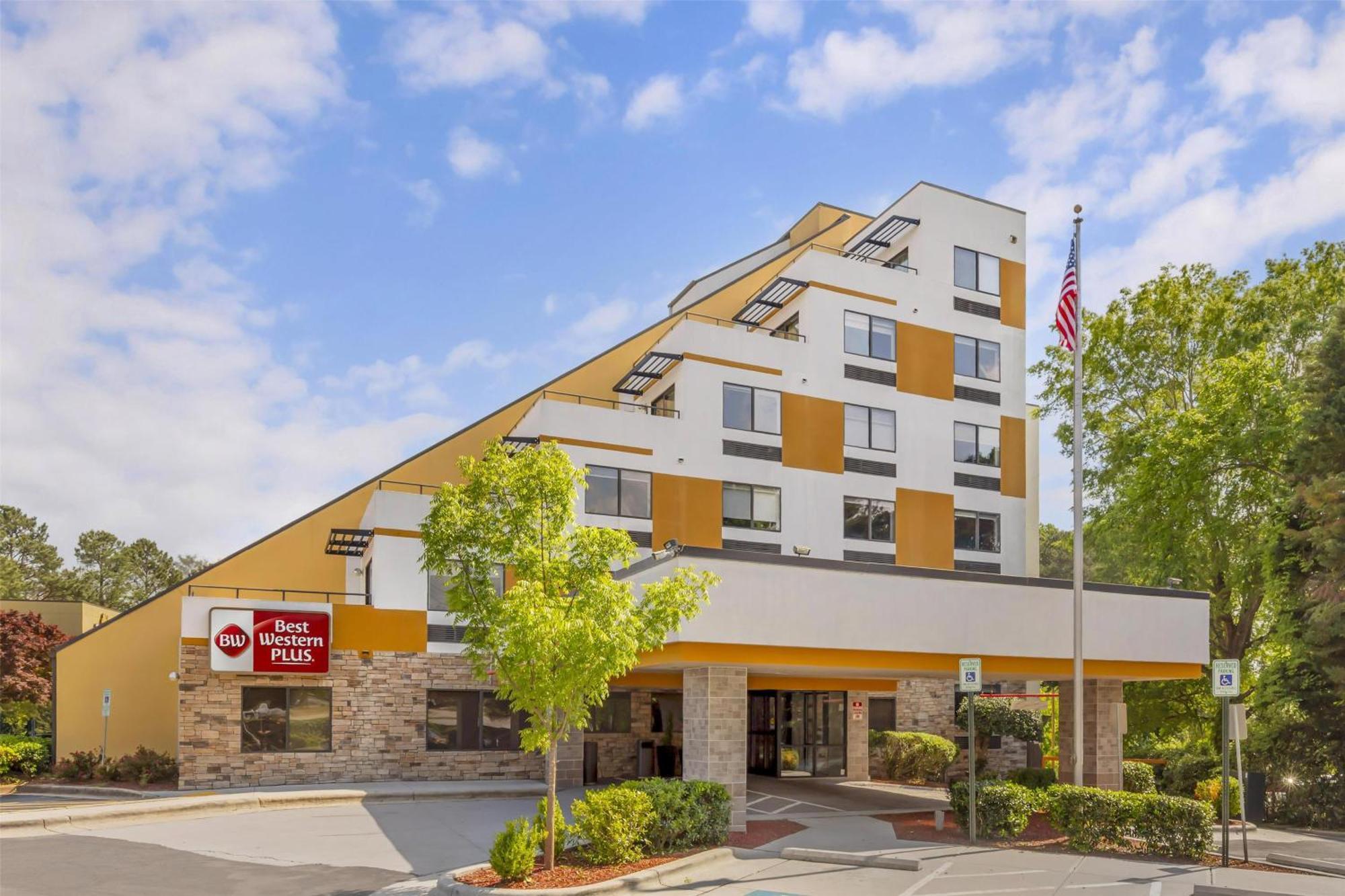 Hotel Western Crabtree Valley