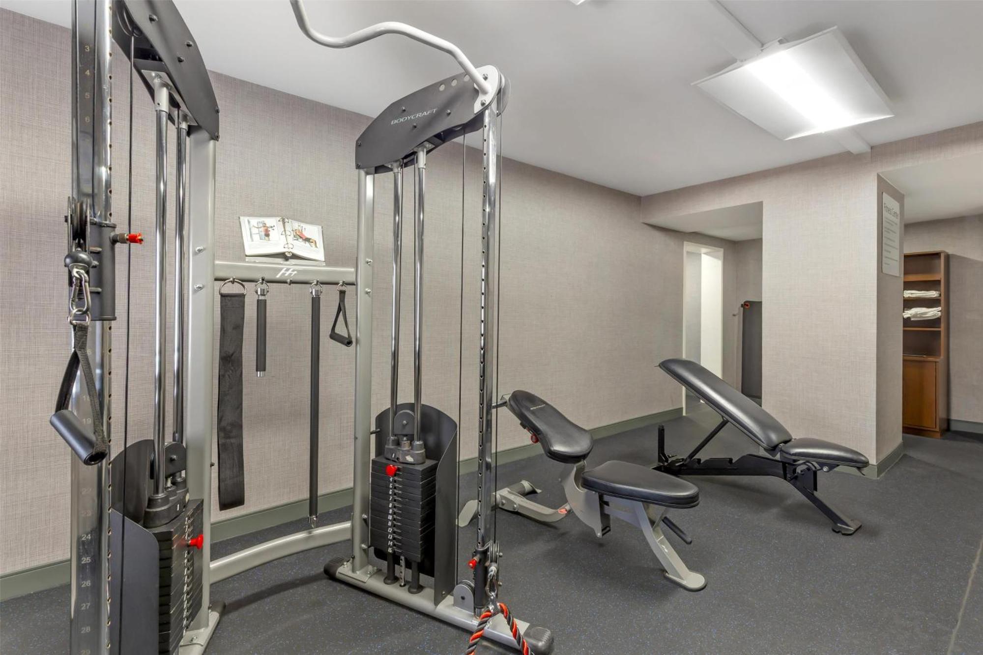 Hotel Western Crabtree Valley 3*
